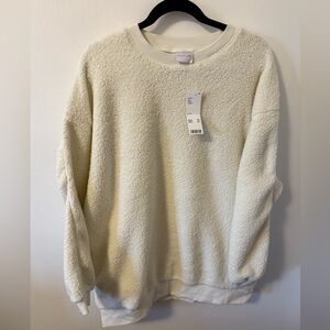 Urban Outfitters Fleece Sweatshirt Large NWT